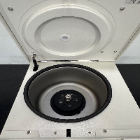 Thermo Sorvall ST 8R Refrigerated Centrifuge image 3
